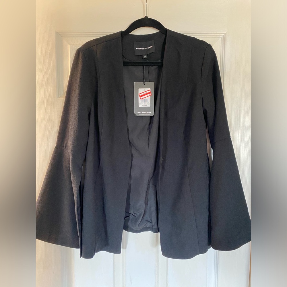 Black blazer with bell sleeve